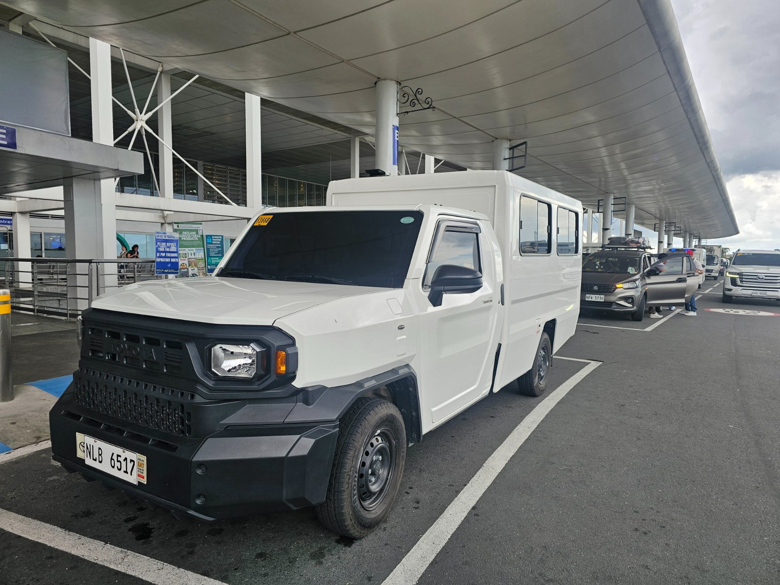 HiLux Tamaraw "TAM-TAM"